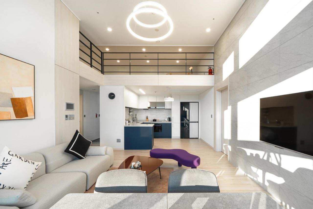 Appartement Le Collective Yeosu Extérieur photo