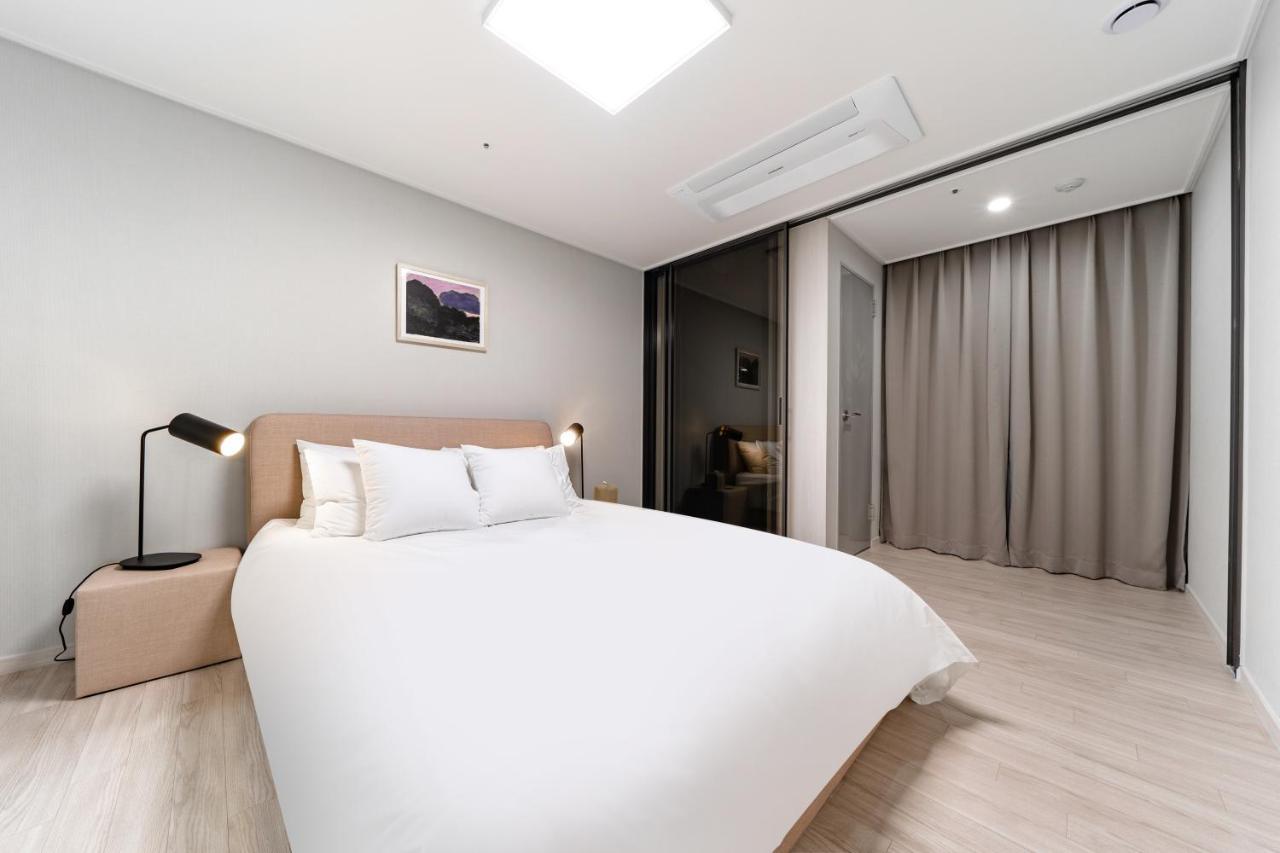 Appartement Le Collective Yeosu Extérieur photo